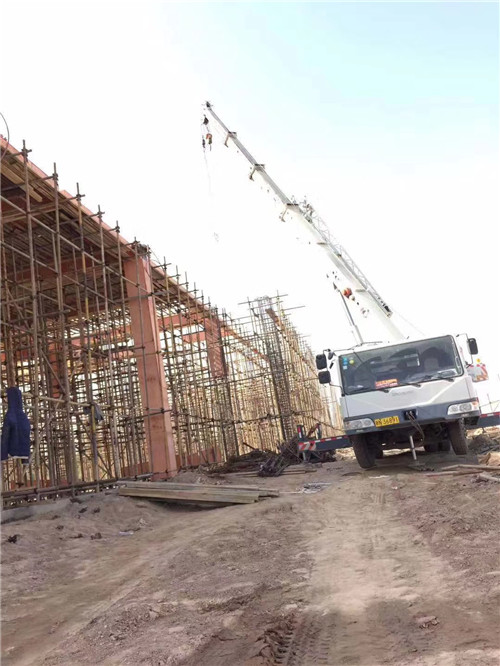 西华县吊车作业的安全注意事项有哪些？